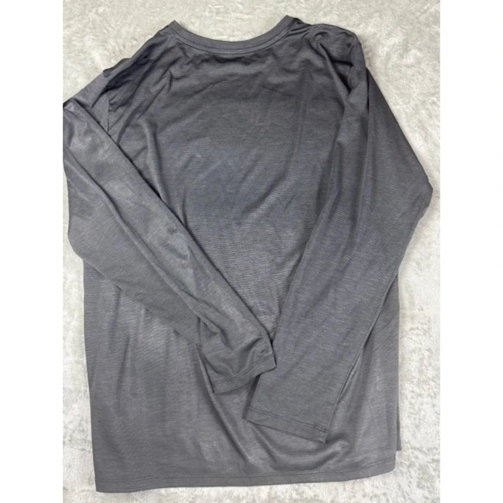 The North Face Mens‎ Long Sleeve Shirt FlashDry Gray Athletic Performance Tee